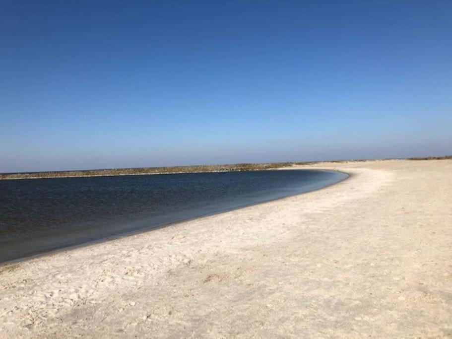 Gezellige Pipo Met Grote Schommel Aan Het Water Villa Medemblik Exterior photo