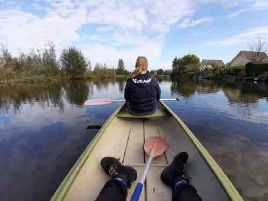 Gezellige Pipo Met Grote Schommel Aan Het Water Villa Medemblik Exterior photo